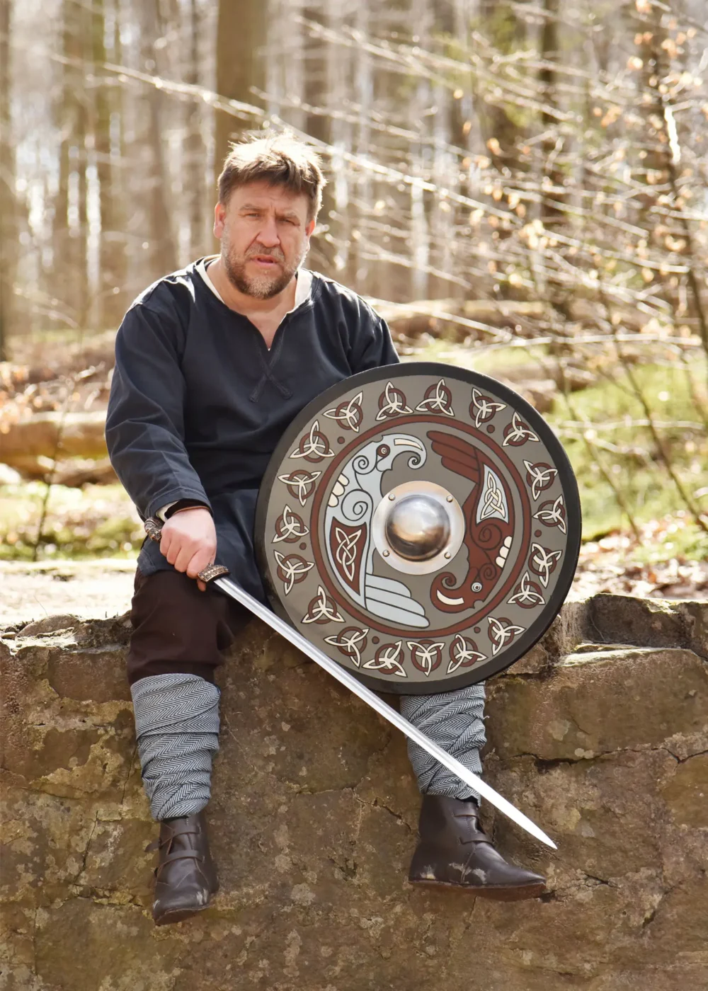 Wikingerschild mit Raben-Motiv und Triquetras, 61 cm (24 Zoll) – Bild 3