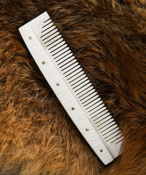 Knochenkamm, ca. 15 cm